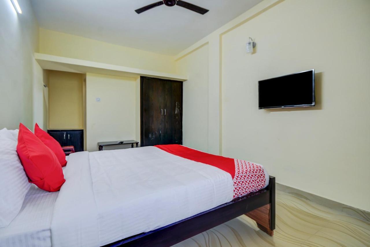 Hotel O Aruthraa Residency Podanur Exteriör bild