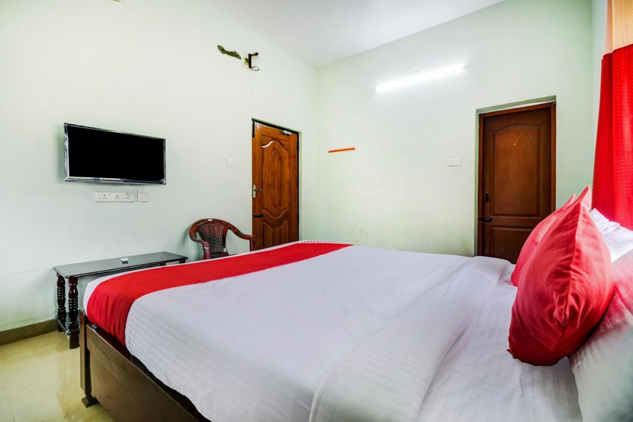 Hotel O Aruthraa Residency Podanur Exteriör bild